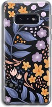 Case Company® - Samsung Galaxy S10e hoesje - Flowers with blue leaves - Soft Cover Telefoonhoesje - Bescherming aan alle Kanten en Schermrand