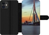 Bookcase Convient pour étui de téléphone iPhone 11 - Rotterdam - Erasmus - Sunset - Avec compartiments - Étui portefeuille avec fermeture magnétique