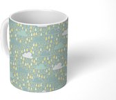 Mok - Patroon - Winter - Wolken - Regen - Mokken - 350 ML - Beker - Uitdeelcadeautjes