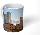 Mok - Gebouwen in de stad San Gimignano bij Toscane - 350 ML - Beker - Uitdeelcadeautjes