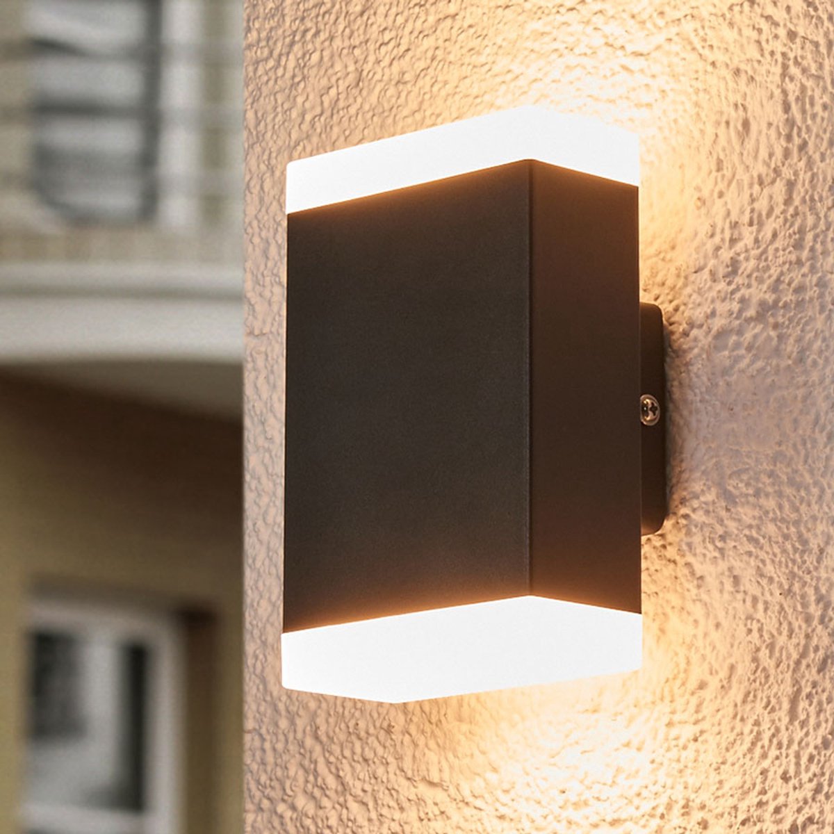 Lindby - LED wandlamp buiten - 2 lichts - roestvrij staal, polycarbonaat - H: 15 cm - zwart, opaal - Inclusief lichtbronnen