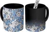 Magische Mok - Foto op Warmte Mokken - Koffiemok - Patronen - Bloemen - Blauw - Magic Mok - Beker - 350 ML - Theemok