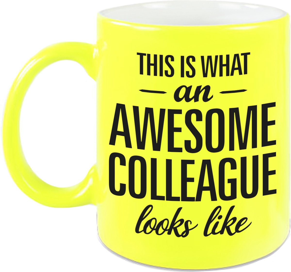 Awesome colleague - cadeau koffiemok - beker - 300 ml - collega afscheid - neon geel