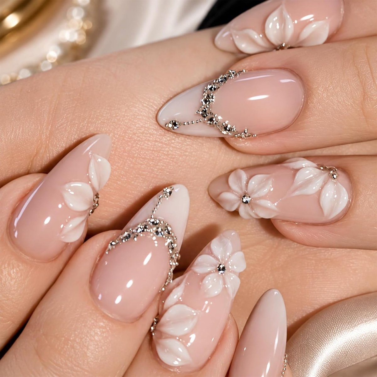 Press On Nagels 3D Bloemen Amandel - 24 Stuks met Jelly Lijm - Snel en eenvoudig aan te brengen - ShopVlot