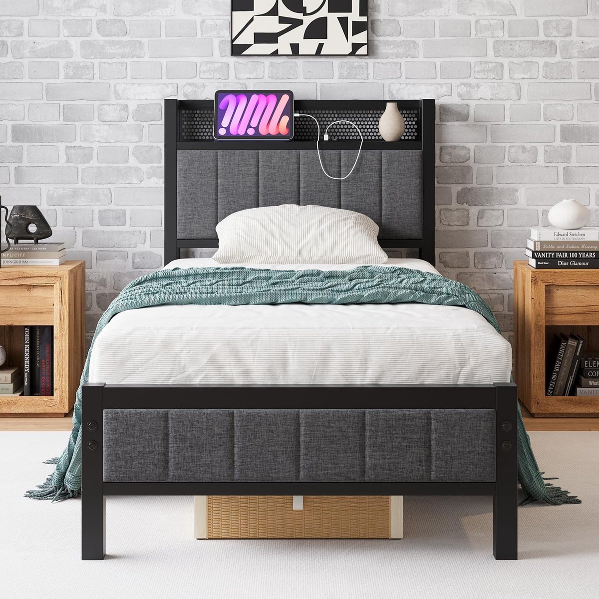 Bed Frame 90 x 200 cm - Met Oplaad Station - Stalen Bed met Hoofdeinde - Ideaal voor Slaapkamer - ShopVlot