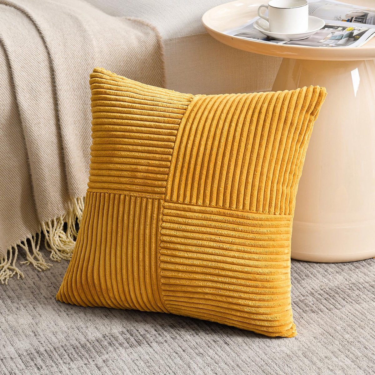 Kussenslopen 45 x 45 cm - Modern corduroy velours - Geel-oranje kruispatroon - Perfect voor bank of slaapkamer - ShopVlot