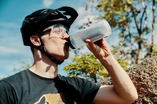 Drinkfles - Sportfles Bidon - Fietsen Hydratatie - Magnetisch Systeem - 600 ml - Transparant Zwart — afbeelding 5