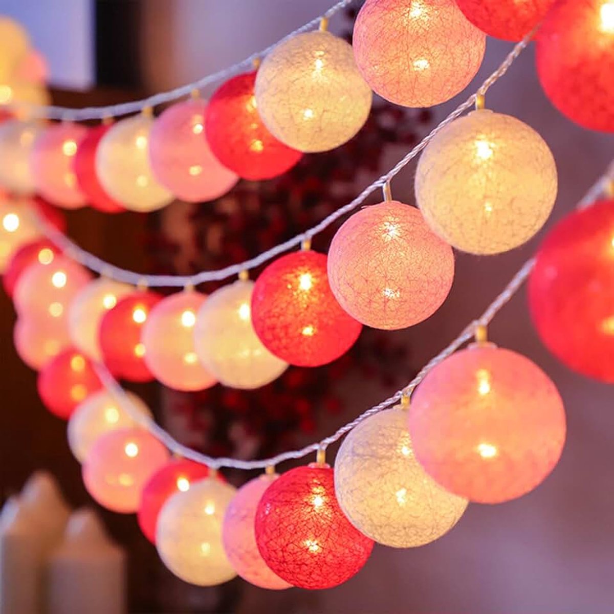 Lichtsnoer met katoenen ballen, 1,5 m, 10 leds, roze, wit, rood, katoenen ballen, lichtketting op batterijen, katoenen ballen, lichtketting voor kinderkamer, bruiloft, Kerstmis, feestdecoratie