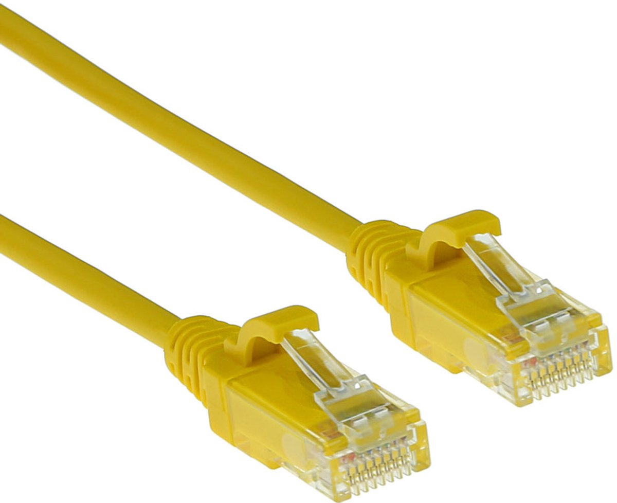 ACT Gele 2 meter LSZH U/UTP CAT6 datacenter slimline patchkabel snagless met RJ45 connectoren DC9802