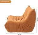 Oranje pluche zitzak met afmetingen 88 cm breed en 80 cm hoog.
