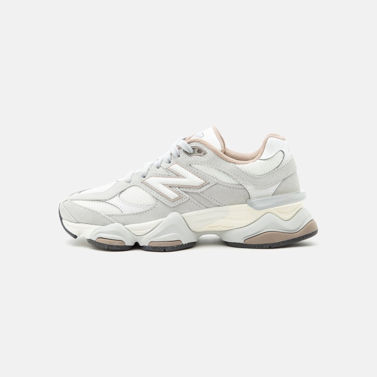 New Balance 9060 Unisex Driftwood Sea Salt Wit