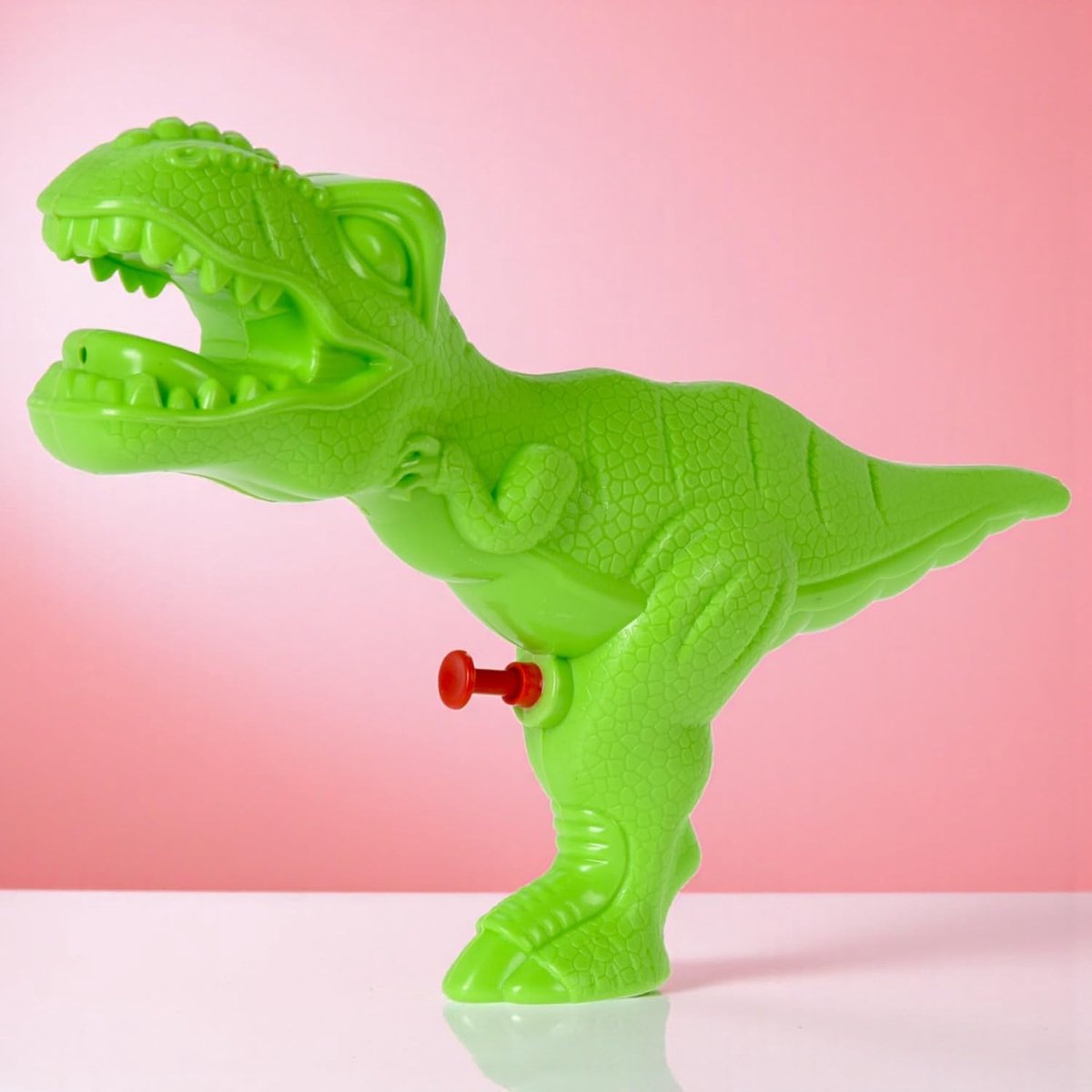 Waterpistolen voor kinderen, dino-waterpistolen, kleurenmix in groen, blauw en geel, 24 x 12 x 5 cm, waterspuit, speelgoed voor zomer, tuin, zwembad en verjaardag