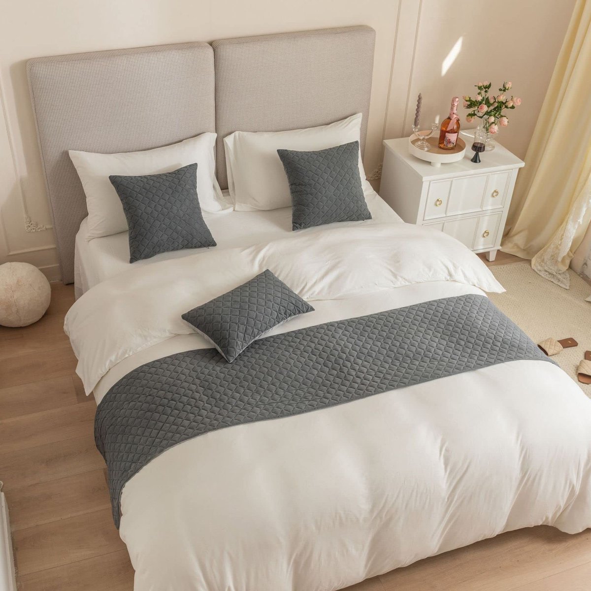 Omgoods - Grijze Bed Runner voor Kingsize Bed - 210x45cm