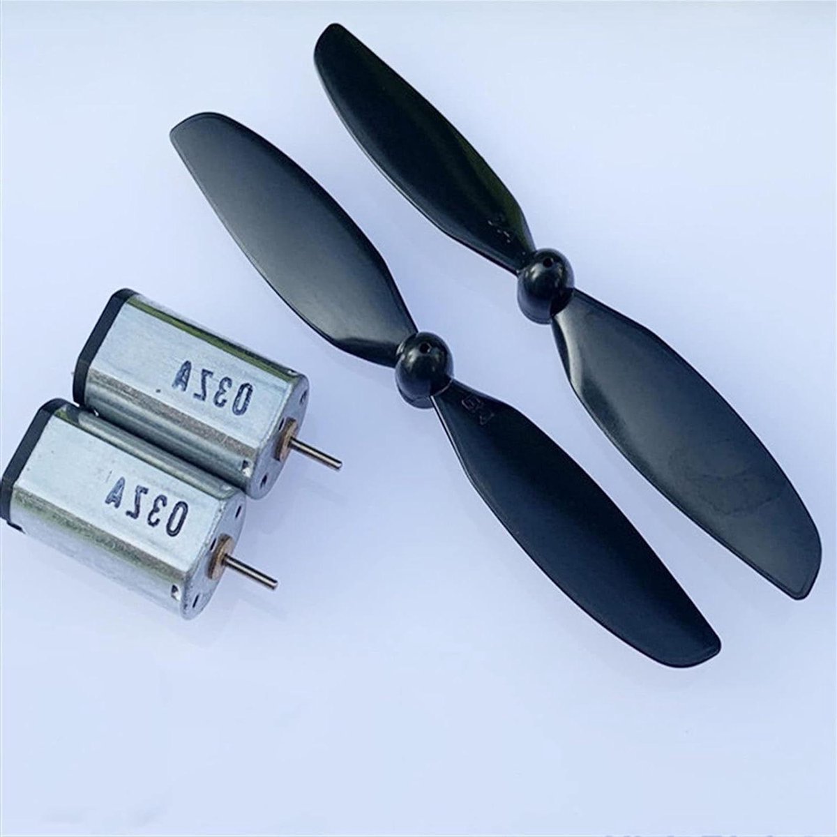 Kleine DC Motor - Micro Motor - DIY Projecten - Hoge Snelheid - 75 mm Propeller - Zilver