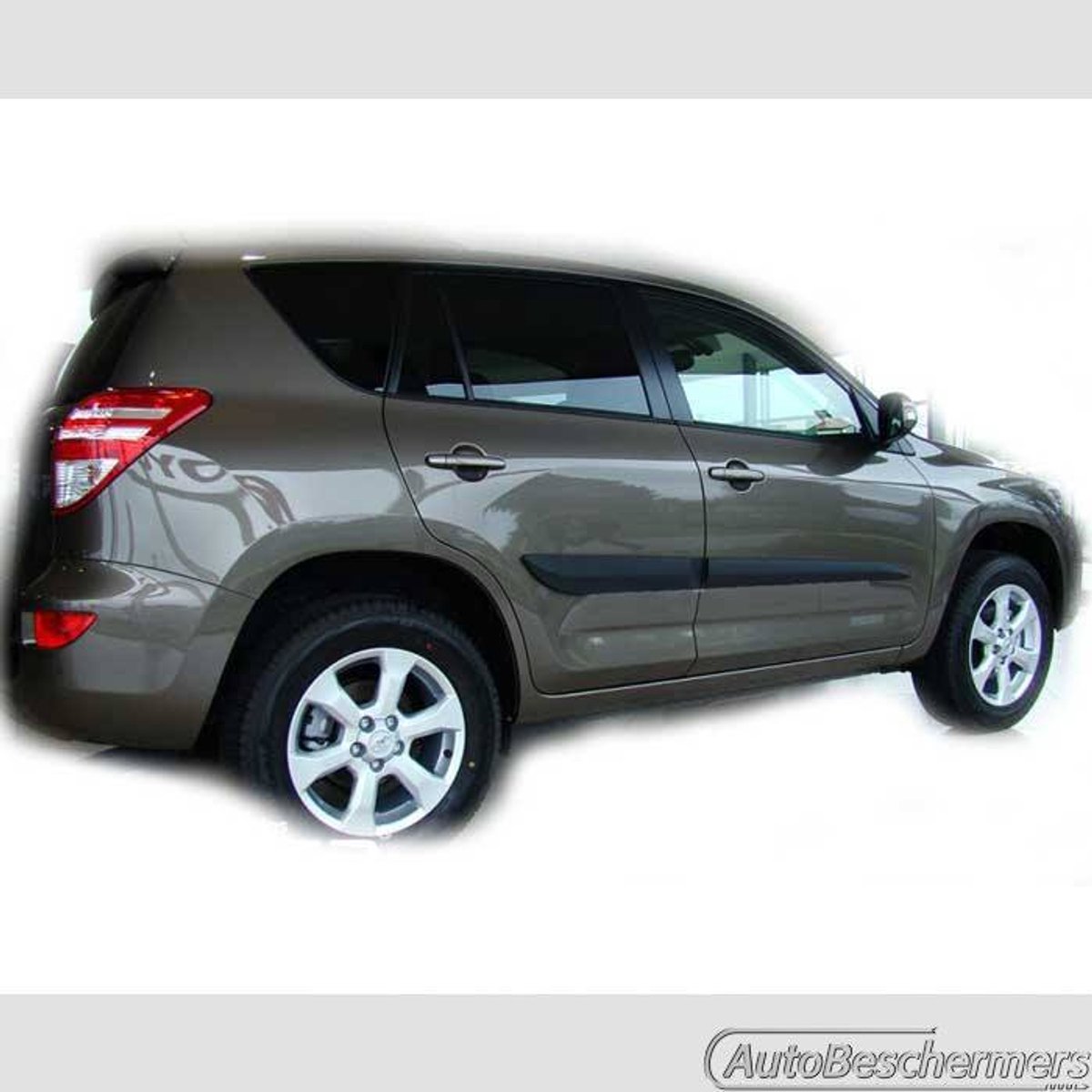 Stootlijsten set zwart voor breed Toyota RAV4 04.2006-02.2013. De stootstrips zijn zelfklevend. Set a 4 stuks (#0030)