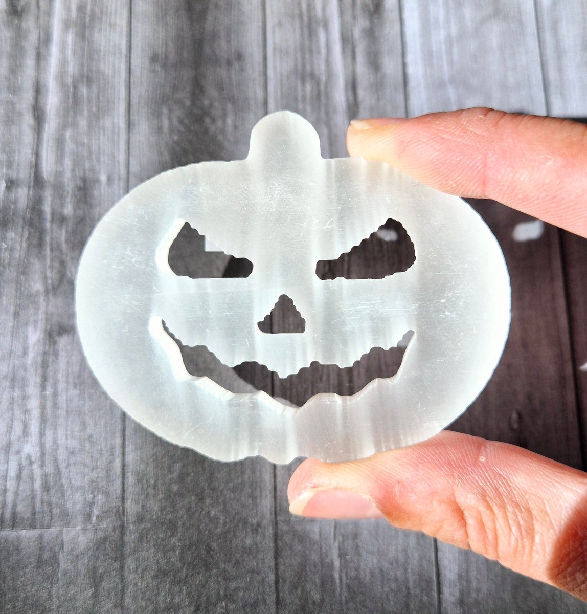 Seleniet Pompoen Carving – Halloween Crystal Magic