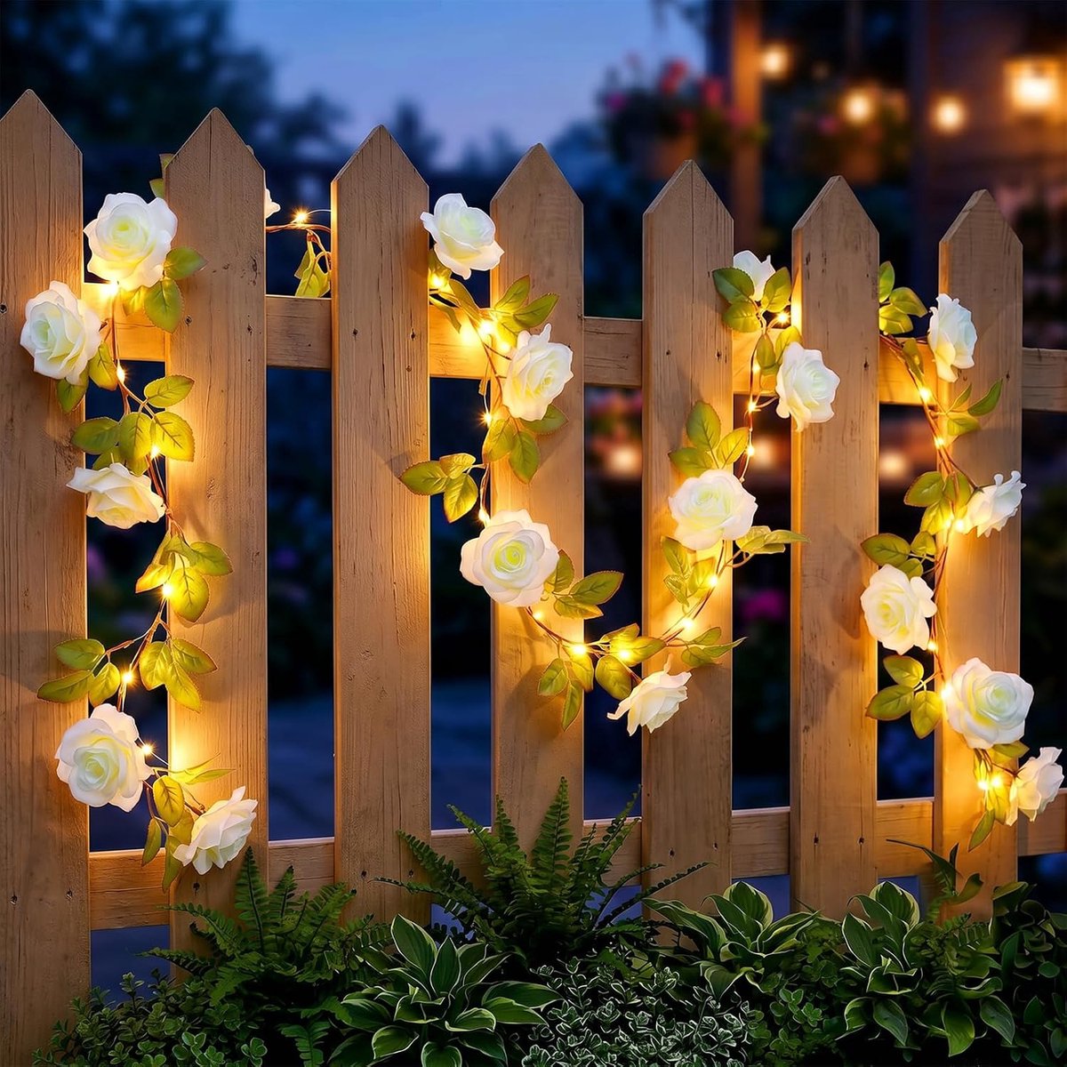 SnelShoppen - Lichtsnoer met Bloemen 2,2m - 40 LED Lichtketting met Witte Rozen en Kunstklimop voor Tuin, Balkon en Bruiloft - Onderhoudsvrij en Batte