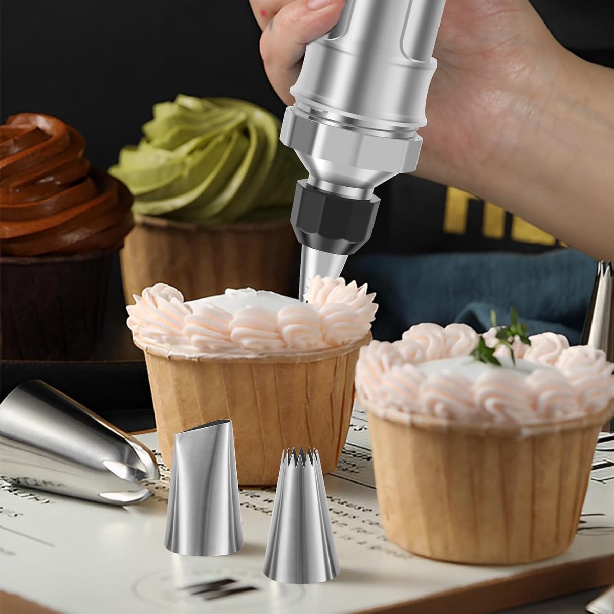 Professionele Cake Syringe Set met 6 Nozzles, Herbruikbare Decoratie Spuit voor Taarten en Cupcakes, Ideaal voor Bakken en DIY Creaties