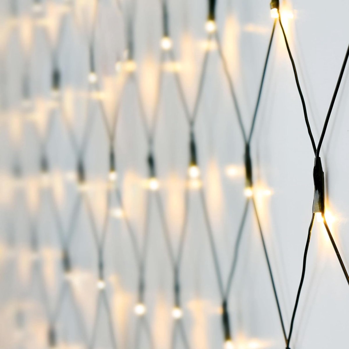 Lichtnet 1,5x1,5 m - 100 LED warm wit - werkt op batterijen + timerfunctie - decoratieve lichtketting net buiten