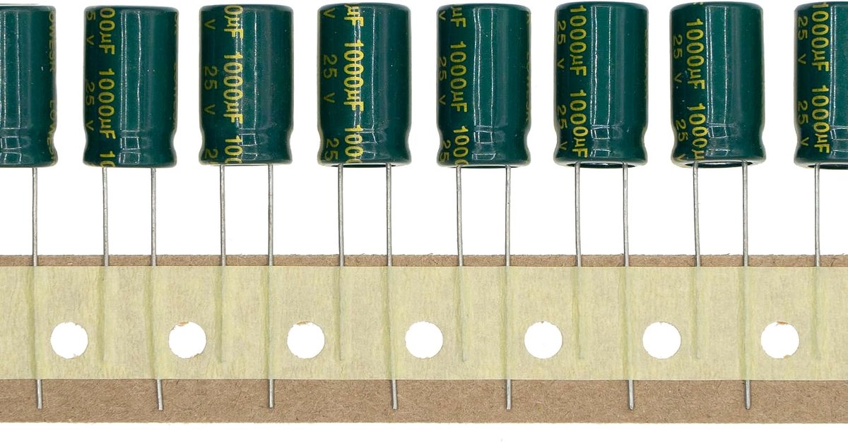 50 stuks 25V 1000UF 10x17mm High Frequency LOWESR Insteek Aluminium Elektrolytische Condensator met groene krimpkous 25 Volt 1000 UF