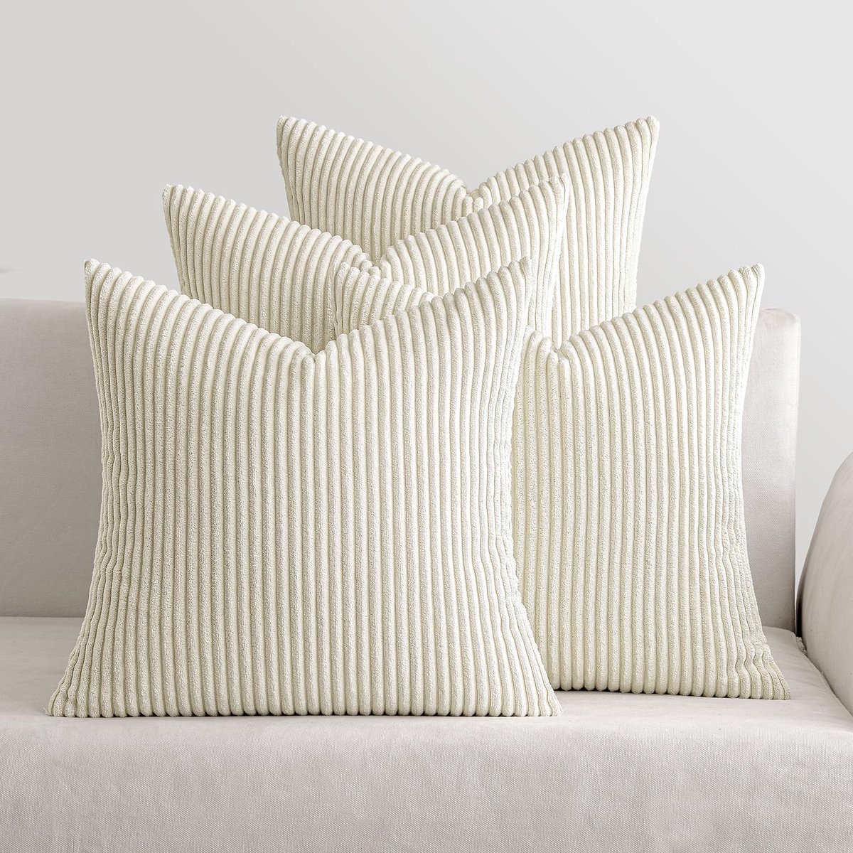 Set van 4 corduroy kussenhoezen, zachte decoratieve vierkante kussenhoezen voor de lente, gestreepte corduroy kussenhoezen, set van vier voor woondecoratie, bank 40 x 40 cm, crème