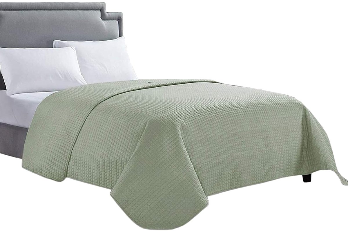 Luxe Geruite Super Zachte Solid Single Pinsonic Gewatteerde Bed Quilt Sprei Bed Cover 86 "x 96", Salie, Full/Queen