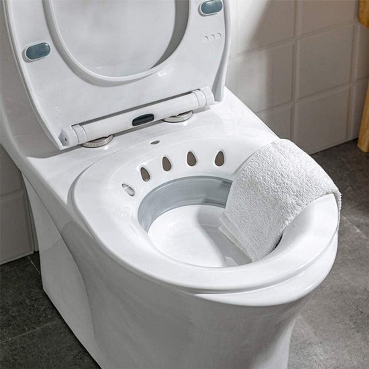Sitz-bad draagbaar toilet, bidet voor volwassenen en ouderen, postpartumverzorging - 2 liter capaciteit.