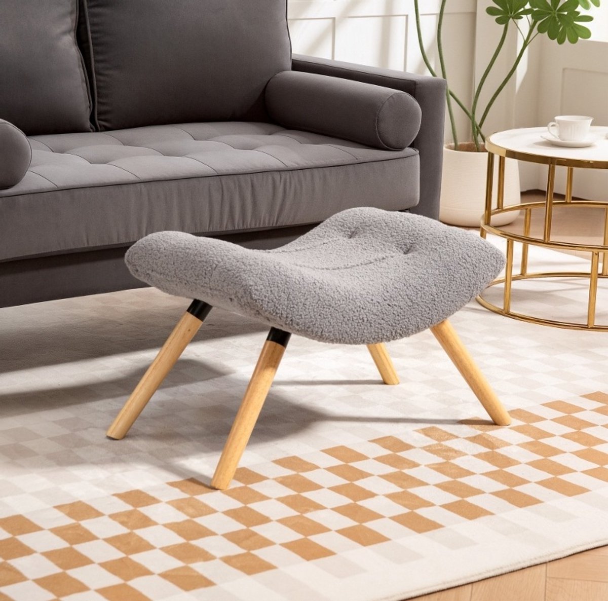 MEUNIQ voetenbankje en hocker 67 x 45 x 38 cm met berberfleece stof, houten beukenhouten poten, belastbaar tot 120 kg, voor woonkamer of slaapkamer, lichtgrijs