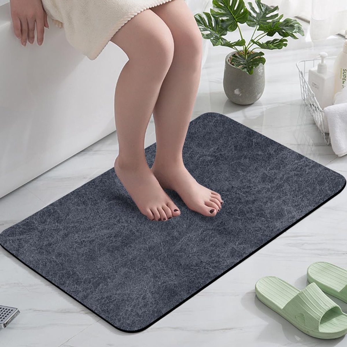 SnelShoppen - Non-slip Badmat 40 x 60 cm - Absorberende en Wasbare Badmat - Sneldrogende Voetmat voor Douche en Bad - Marineblauw