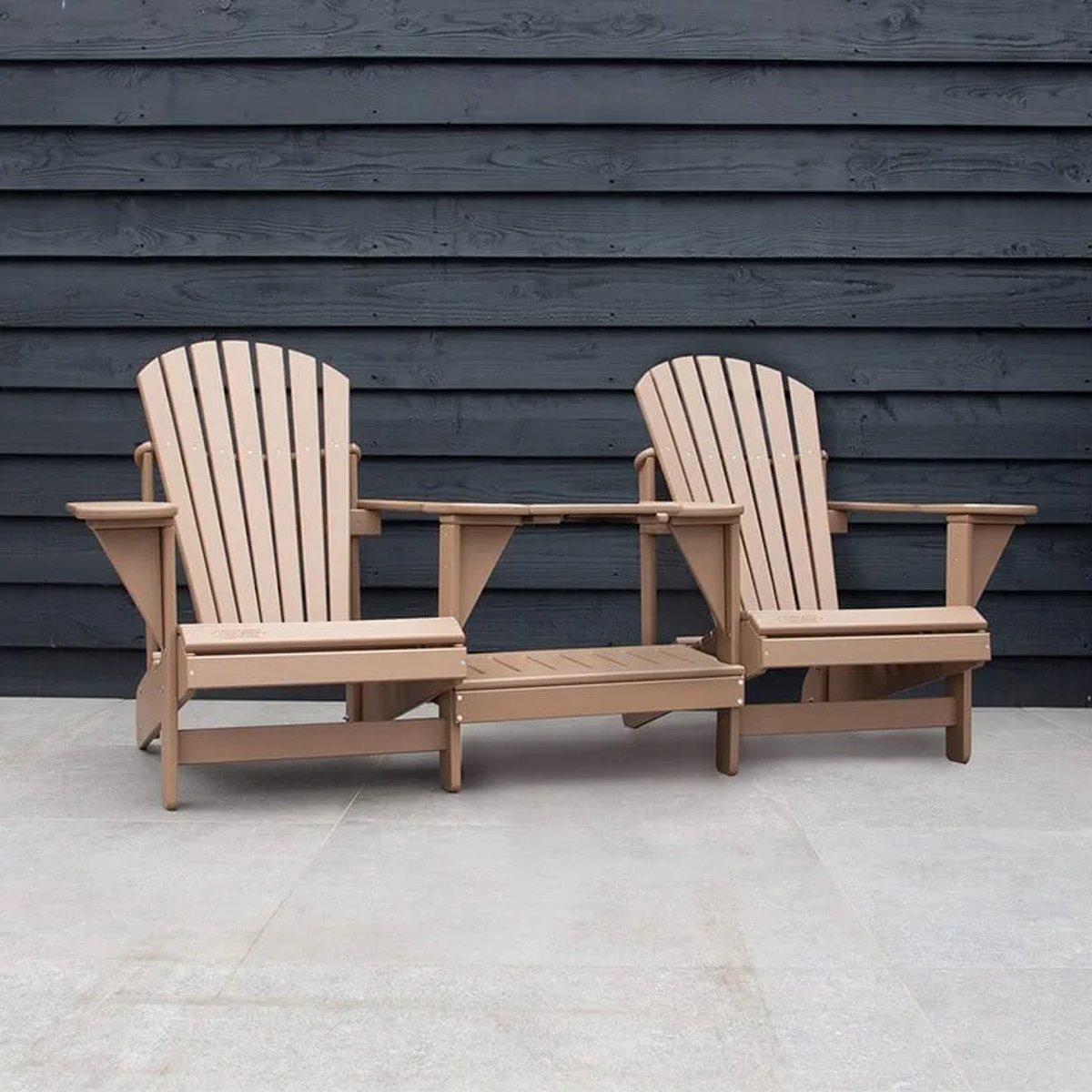 Originele Adirondack Tete-a-tete Tuinbank | Kunststof | Lichtbruin | 10 jaar garantie | Binnen 2-5 werkdagen geleverd | Canada Comfy Chair