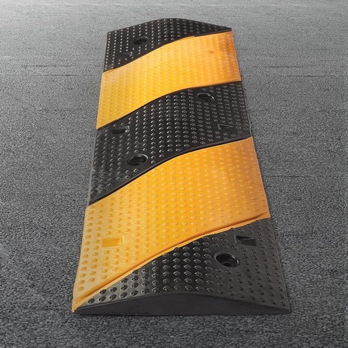 Rubberen Rijbaandrempel - Antislip Vloerdrempel 1m met Snelheidsbegrenzing