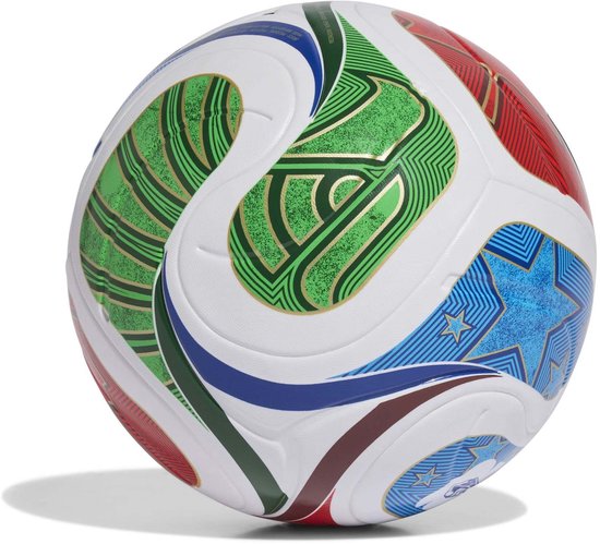 Wit voetbal met golvende patronen in rood, blauw, groen en goud, met het Adidas logo.