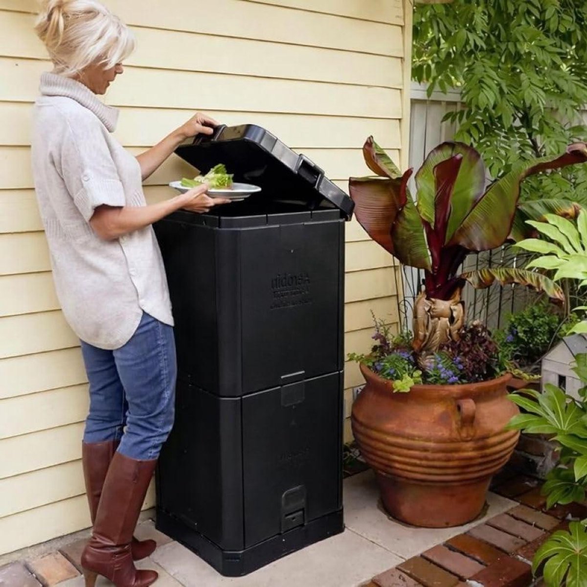 Compostcontainer - Compostbak Tuin - Afval Verwerken - Snelle Compostering - 200 Liter - Zwart