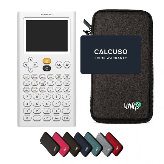Witte NumWorks rekenmachine en donkergrijze beschermhoes, met een zwart 'CALCUSO PRIME WARRANTY' kaartje. Zes gekleurde hoezen onderaan.