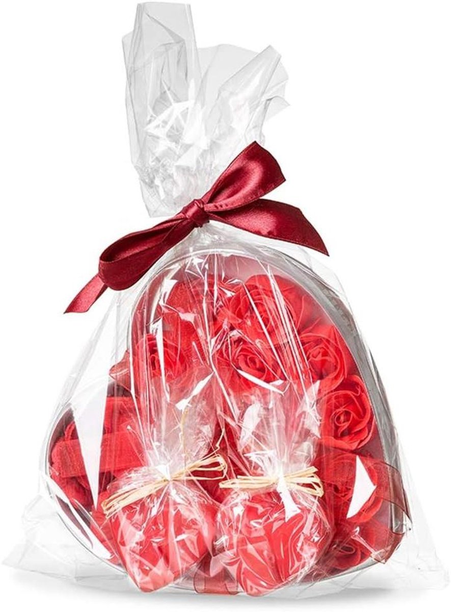 Wellness set - Badset Rozen - Romantische avond - Hartvormige geschenkverpakking - 17 x 17.4 x 6 cm - Rood