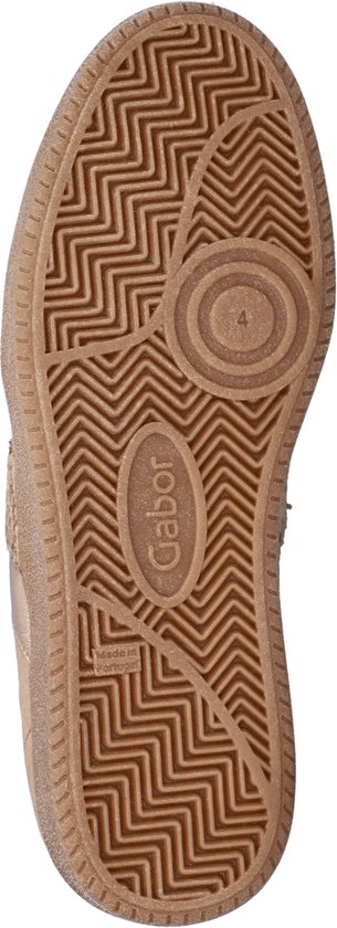 Onderkant van een beige Gabor sneaker met Gabor logo en visgraatprofiel.