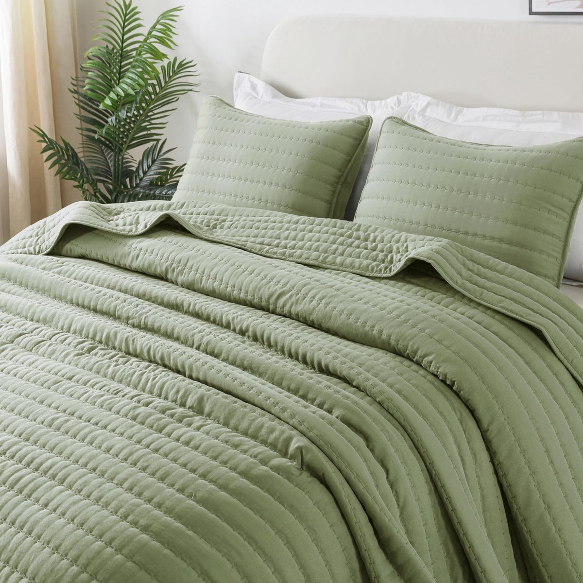 Sprei, 260 x 225 cm, knuffeldeken, bedsprei, ultrazacht dekbed voor alle seizoenen, woondeken, bankplaid van microvezel (zonder kussensloop), saliegroen