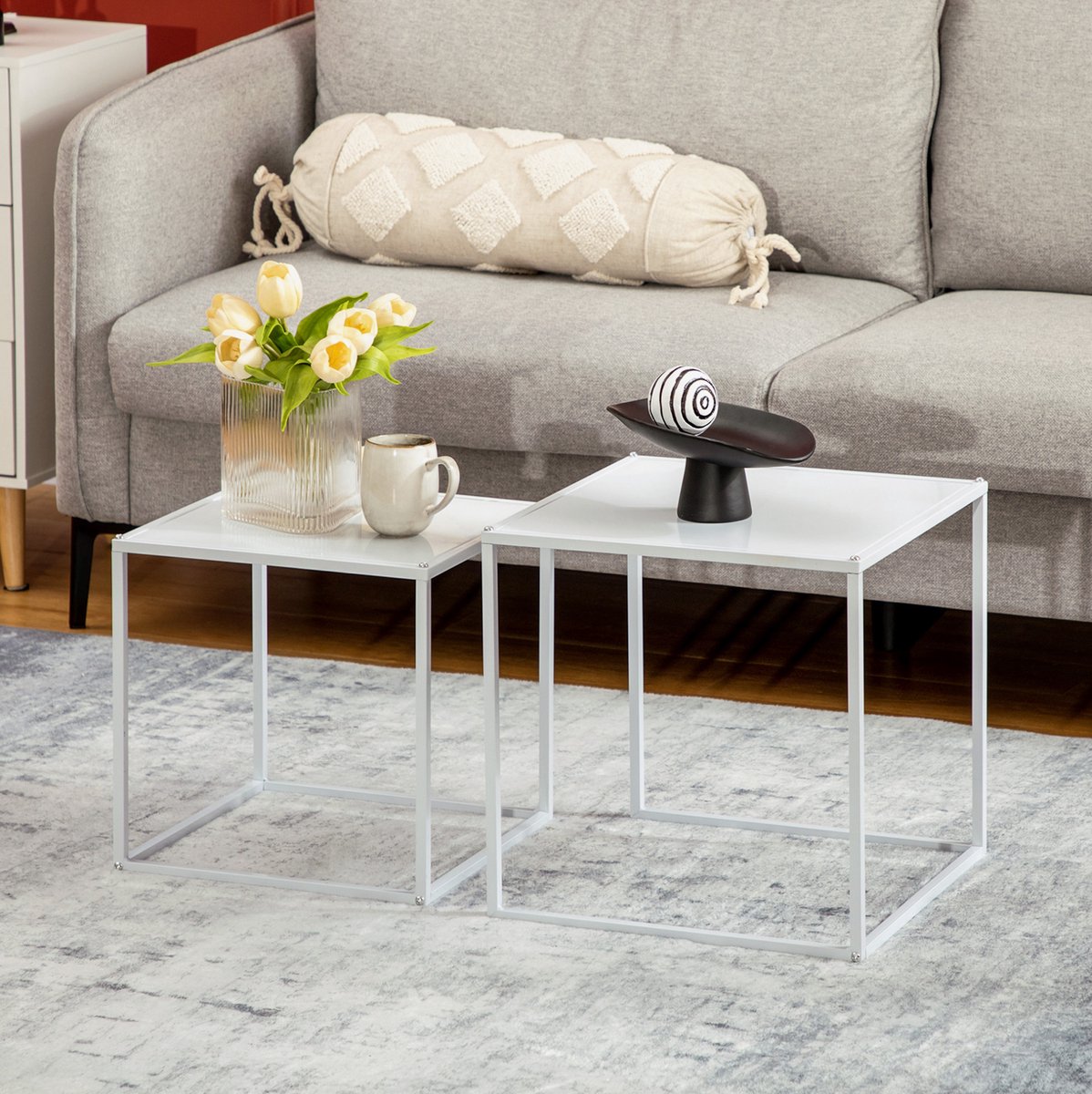 MEUNIQ Set van 2 witte vierkante bijzettafels met stalen frame, 40 x 40 x 40 cm, modern design voor woonkamer en naast de bank