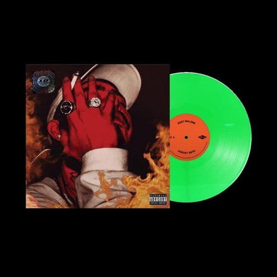 Albumhoes van Post Malone's 'August 26' met vlammen en een groene vinylplaat.