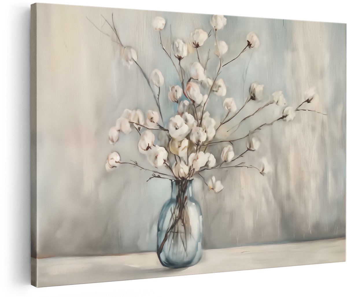 Artaza Canvas Schilderij Witte Katoenen Bloemen in een Blauwe Vaas - Bloemen - 150x100 cm - Groot - Wanddecoratie Woonkamer - Schilderijen - Muurdecoratie