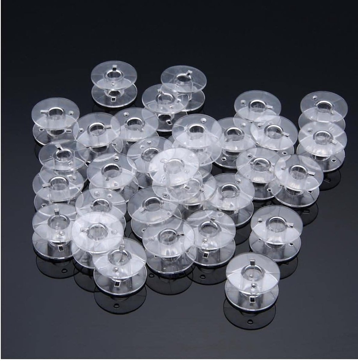 Naaiklosjes Set - Spoelen Plastic - Thuis Naaien - Glad Oppervlak - 30 Stuks - Transparant