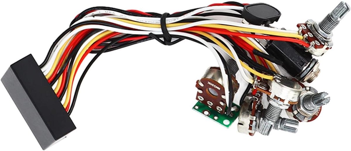 Basvoorversterker Circuit - EQ Equalizer - Verbeterd Geluid - Voorbedraad Installatie - 16 x 8 x 4 cm - Zwart