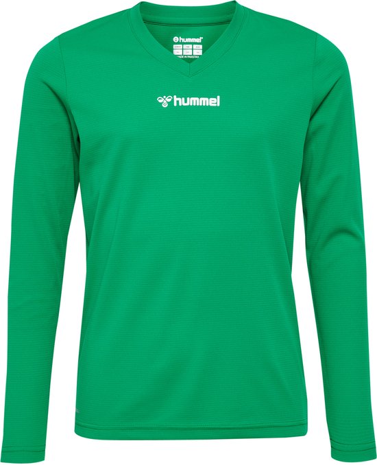 T-shirt vert à manches longues et col en V, avec étiquette et logo Hummel blanc sur la poitrine.