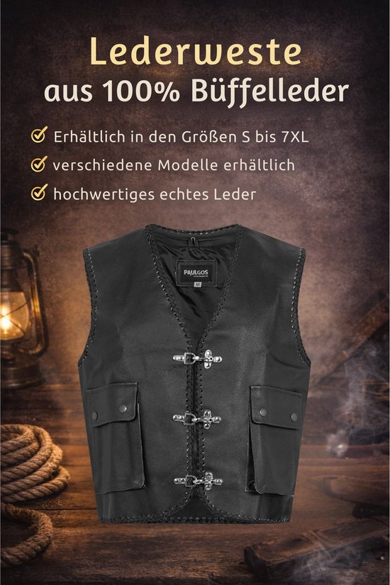 Zwart leren bikerjack met gespen, twee zakken met drukknoopsluiting en decoratieve stiksels.