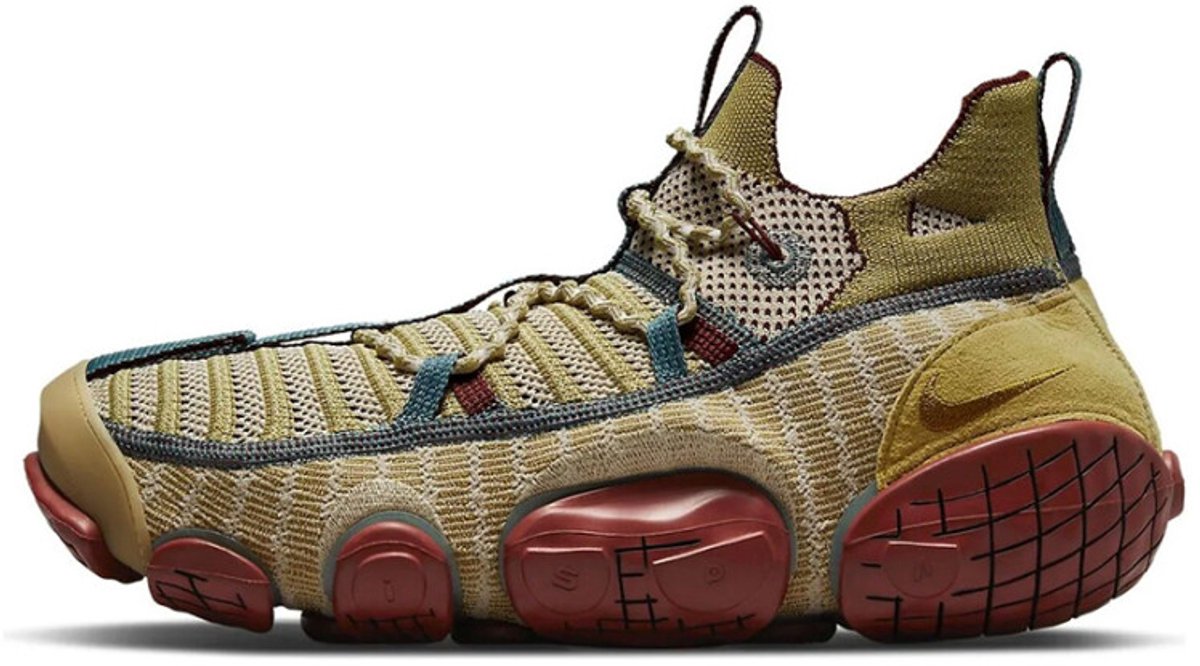 Nike ISPA Link Barley Desert Moss Groen