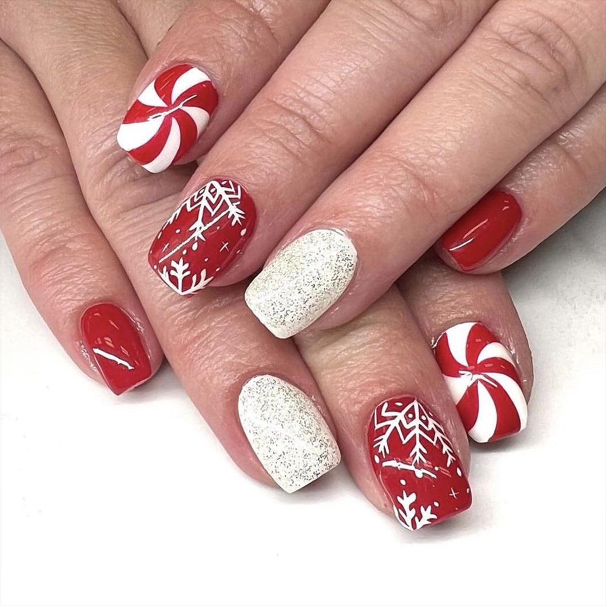 Dailygoods - Set van 24 Korte Kunstnagels met Kerst Design