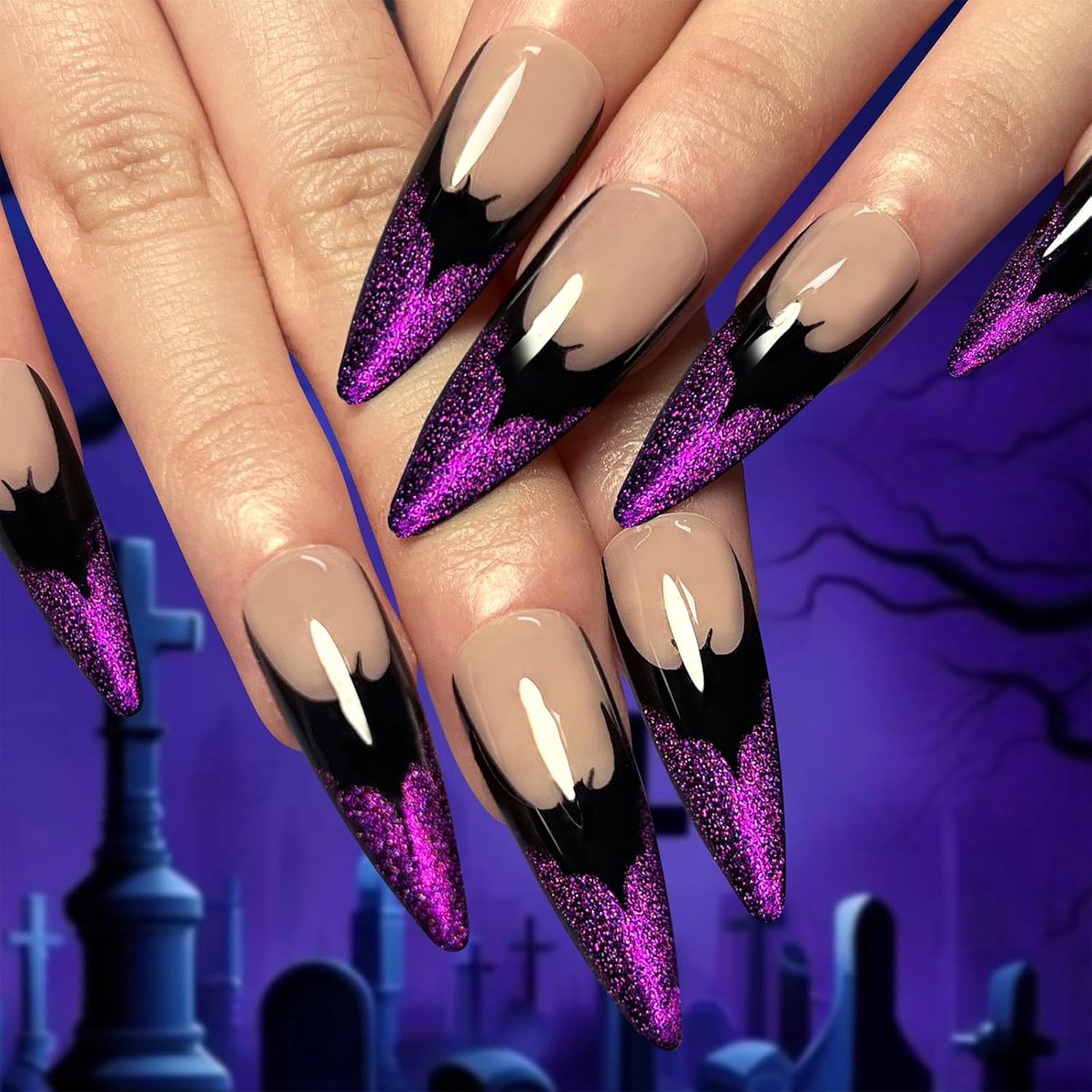24 stuks Franse Halloween Press-on Nagels Paarse Vleermuis Ontwerp Leuke Cosplay Valse Nagels Glanzende Nagels voor Vrouwen