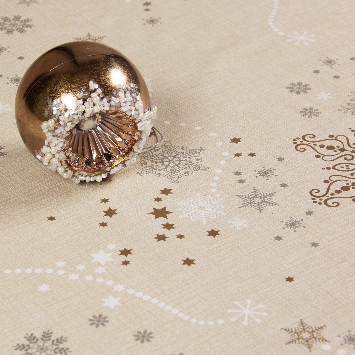 Omgoods - Waterdicht Tafelkleed 200 x 140 cm met Gouden en Witte Sneeuwvlokken