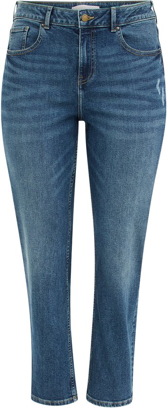 Een blauwe boyfriend jeans met lichte slijtage aan de voorkant, op een witte achtergrond.