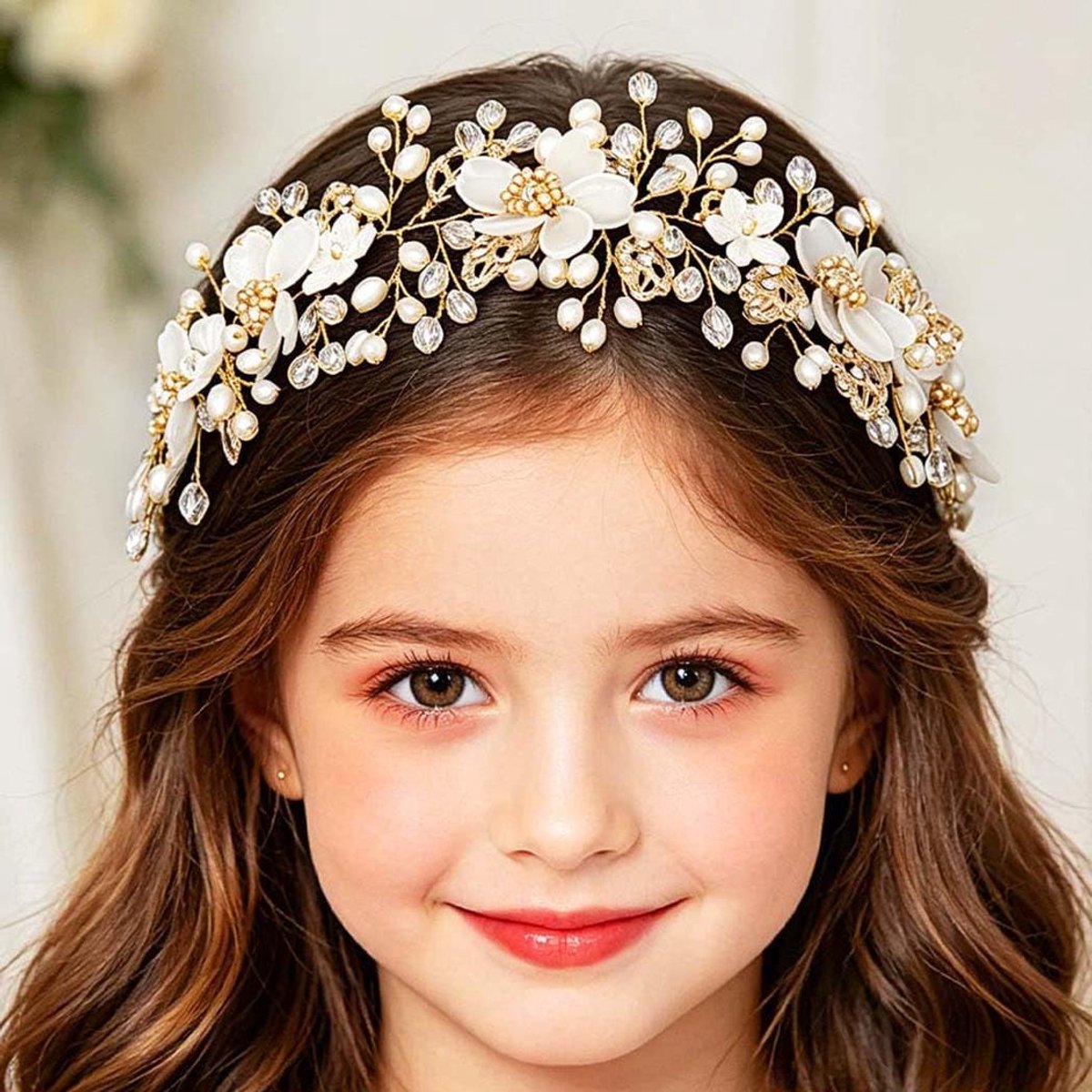 SnelShoppen - Gouden Haaraccessoires voor Meisjes - Bloemen Haarband met Kristallen en Parels - Bruiloft & Communie - Verstelbaar - Elegante Hoofdband